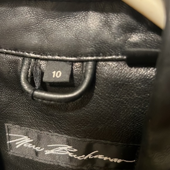 Vintage leather one day sale!!!!🔥🔥🔥 - Picture 10 of 12